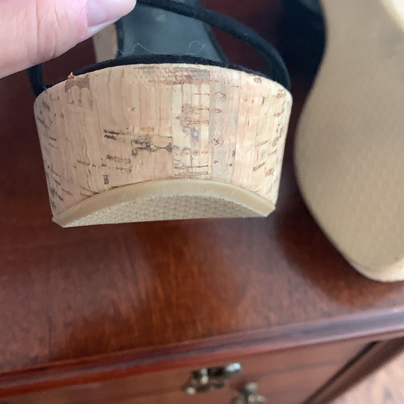 Authentic Stewart Weitzman women’s wedge sandal in black size 38/8B worn once - Picture 5 of 16